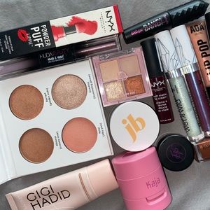 Makeup Bundle 2 ❤️